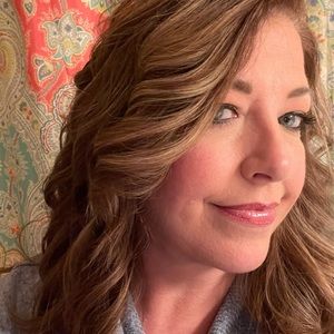 Meet your Posher, Mary beth